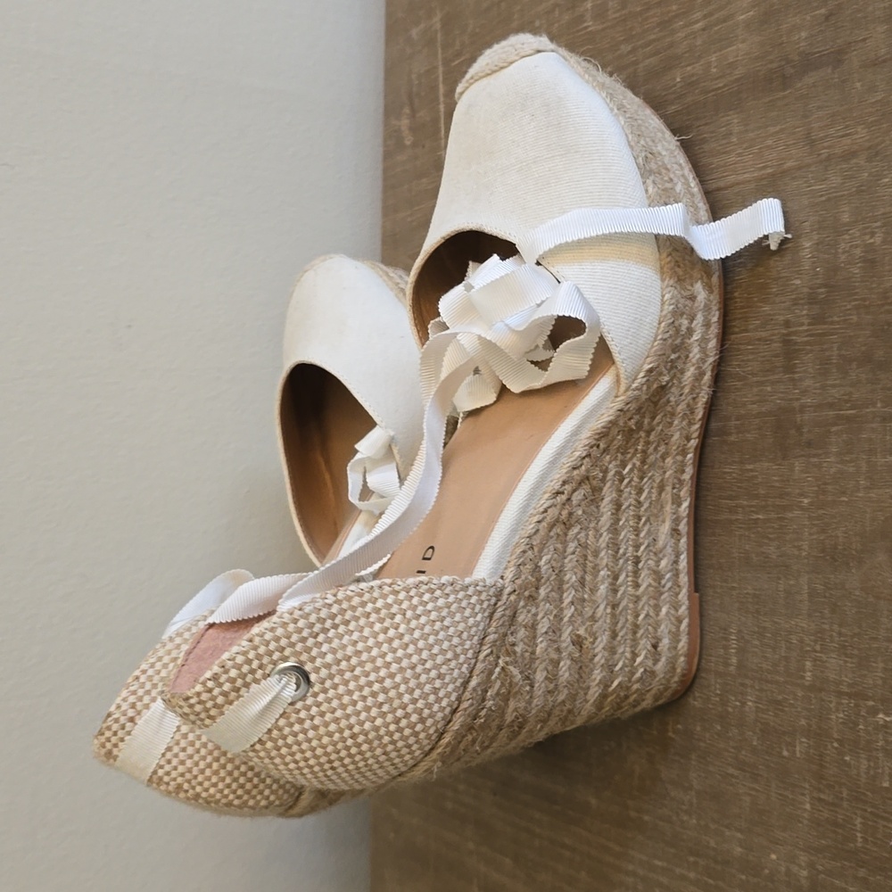 Canvas Espadrille Platform Wedge - Picture 4 of 5